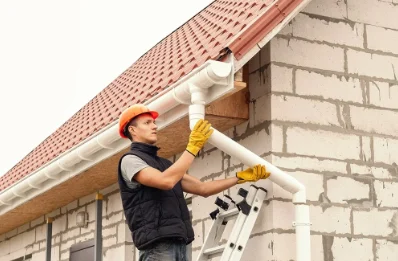 Pose et remplacement de gouttières au Vézier